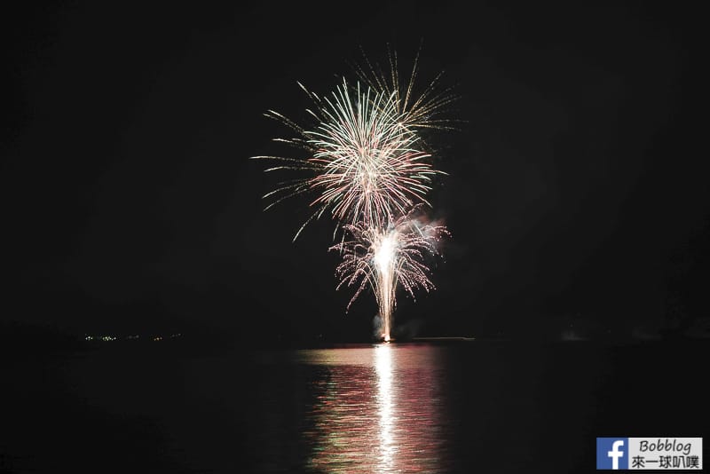 toya-lake-fireworks-14