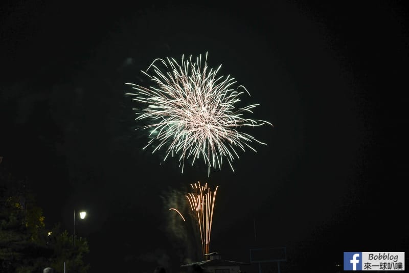 toya-lake-fireworks