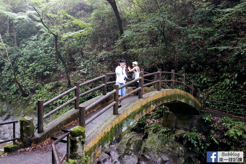 Amanoiwato-Shrine-5