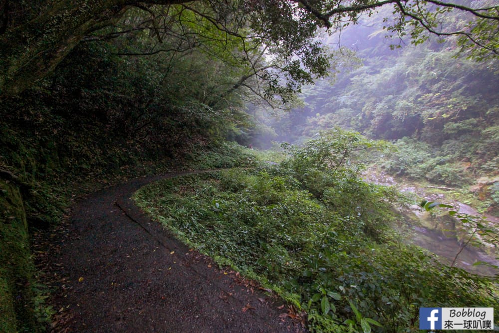 Amanoiwato-Shrine-7