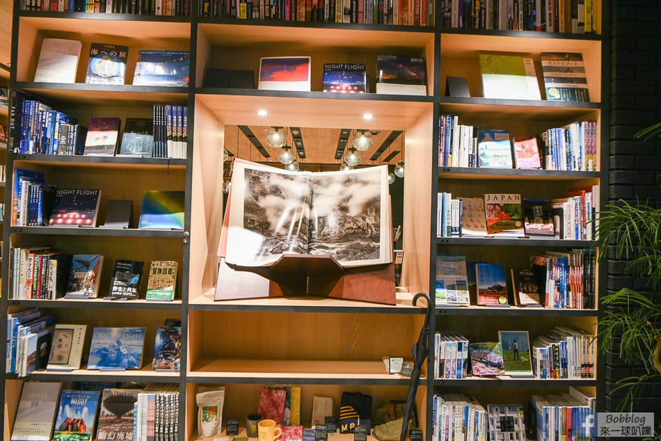 LAMP-LIGHT-BOOKS-HOTEL-nagoya-7