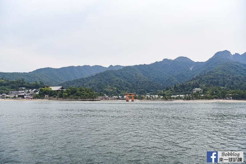 Itsukushima-boat-11