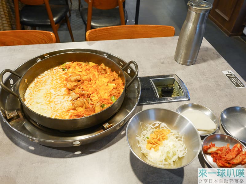 首爾明洞美食|Bbandak Bbandak Myeongdong Branch起司辣炒雞