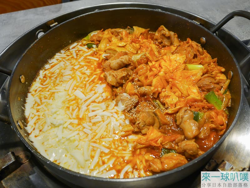 首爾明洞美食|Bbandak Bbandak Myeongdong Branch起司辣炒雞