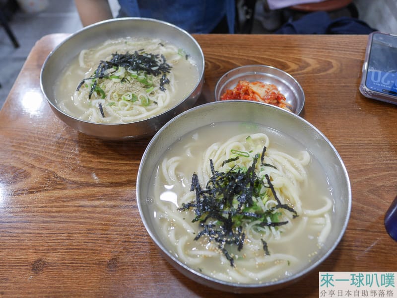 首爾望遠市場美食|棒槌手工刀削麵、便宜划算要排隊 @來一球叭噗 首爾望遠市場美食|棒槌手工刀削麵、便宜划算要排隊