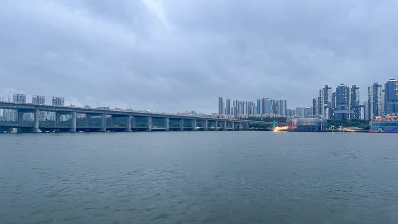 首爾汝矣島漢江遊覽船|Eland Cruise＋Ashley Queens自助餐吃到飽