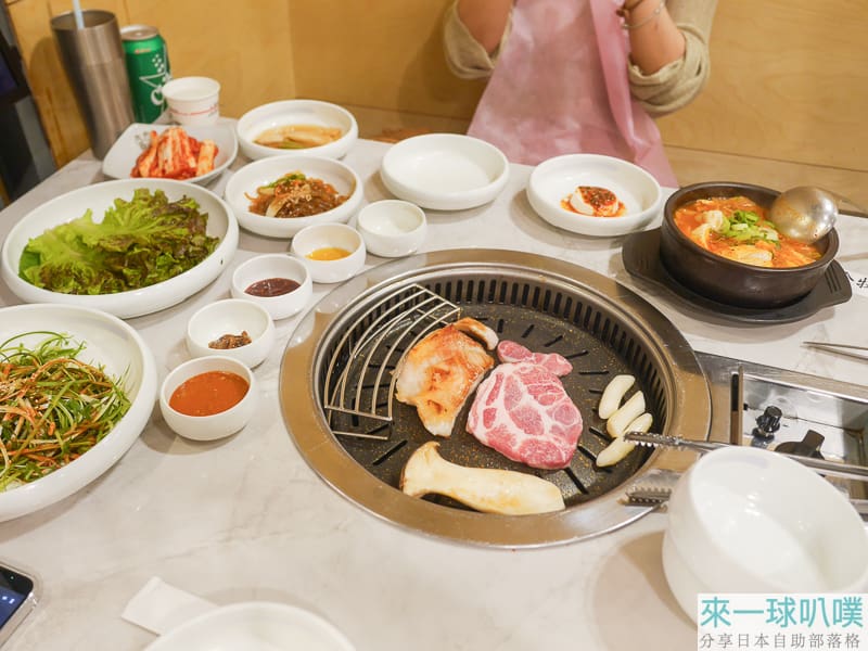首爾明洞燒烤BBQ|黃金牧場明洞本店、有人幫烤、價格稍高