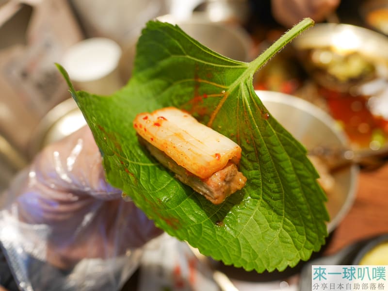 首爾明洞醬蟹|烏達里家醬蟹、超人氣餐廳、豐盛小菜