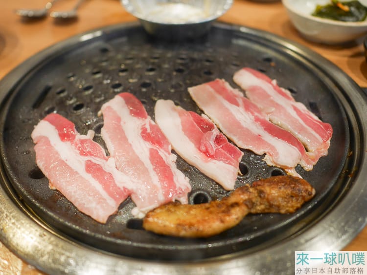 首爾明洞燒肉BBQ推薦|COW&PIG Myeongdong、韓牛豬鴨肉吃到飽、服務好 @來一球叭噗 首爾明洞燒肉BBQ推薦|COW&PIG Myeongdong、韓牛豬鴨肉吃到飽、服務好