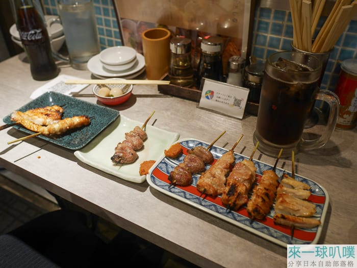 京都站串燒居酒屋推薦|鶏出汁餃子と焼鳥つじや 七条店、串燒炸物好吃