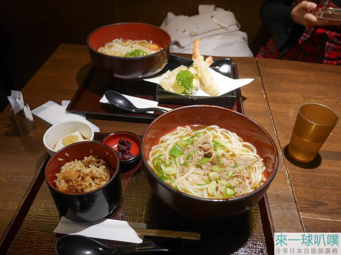 京都嵐山美食|自家製麵 嵐山烏龍麵 Ozuru、各種冷熱烏龍麵