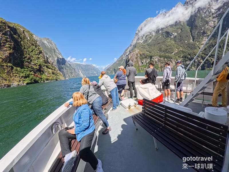 紐西蘭南島兩大峽灣比較|米佛峽灣Milford Sound、道佛峽灣Doubtful Sound