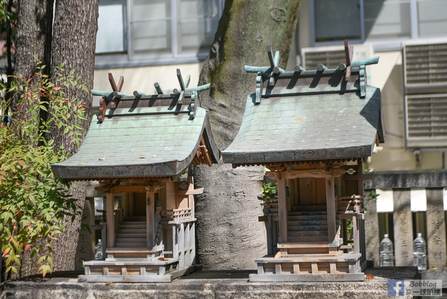 namba-shrine-10