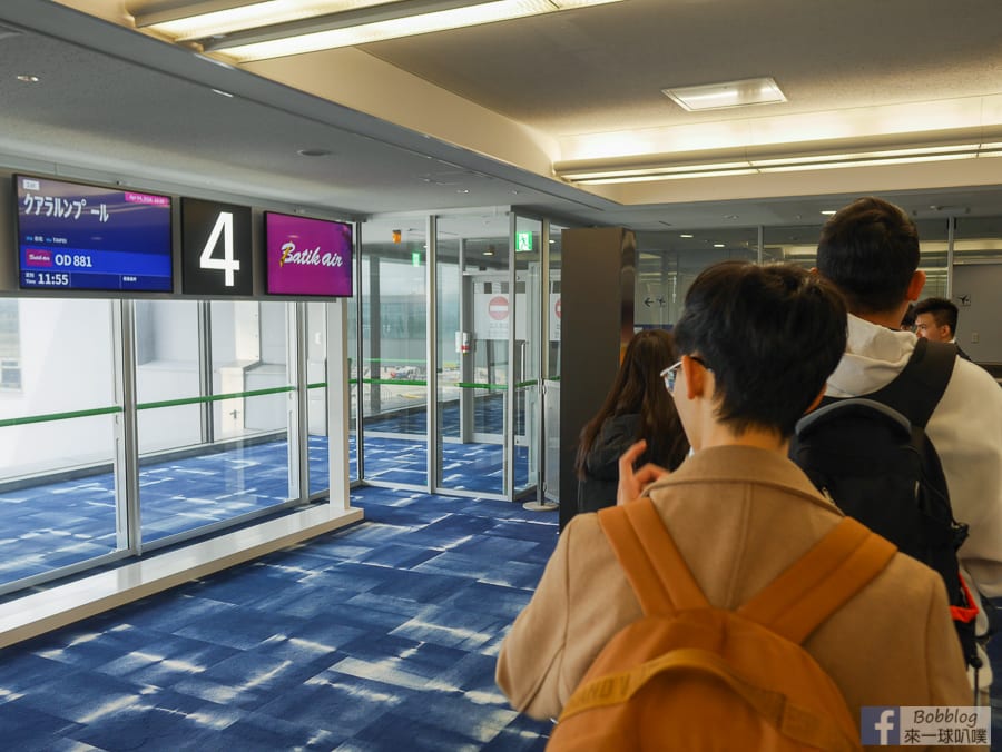 kansai-airport-taxfree-89