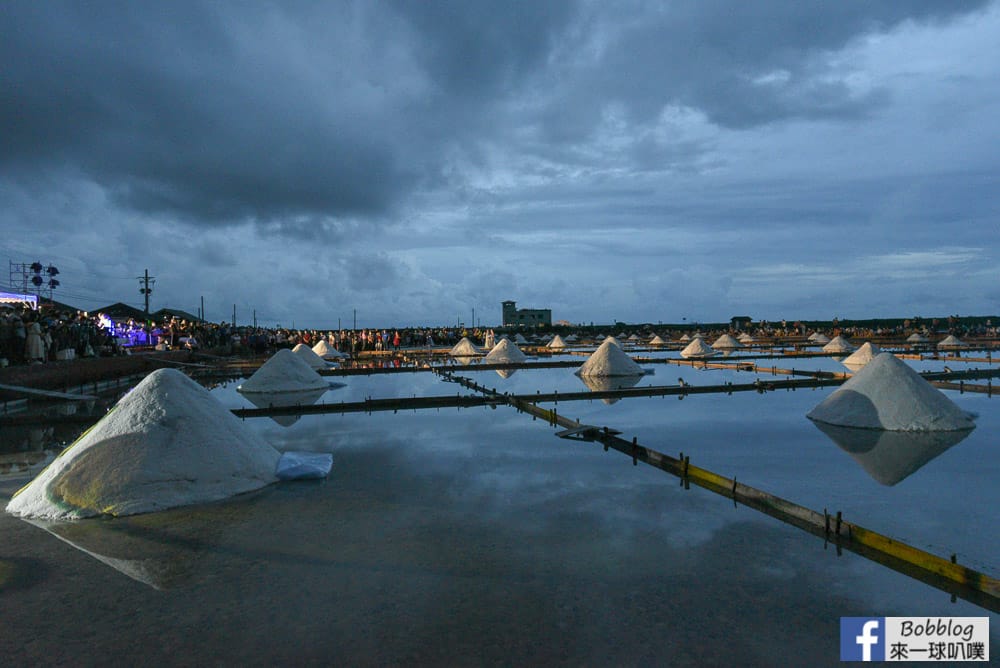 Jingzaijiao-Tile-Paved-Salt-Fields_-41