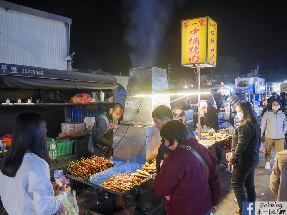 苗栗竹南夜市｜竹南國泰夜市美食推薦(滷味、串燒、鐵板麵、豆花)