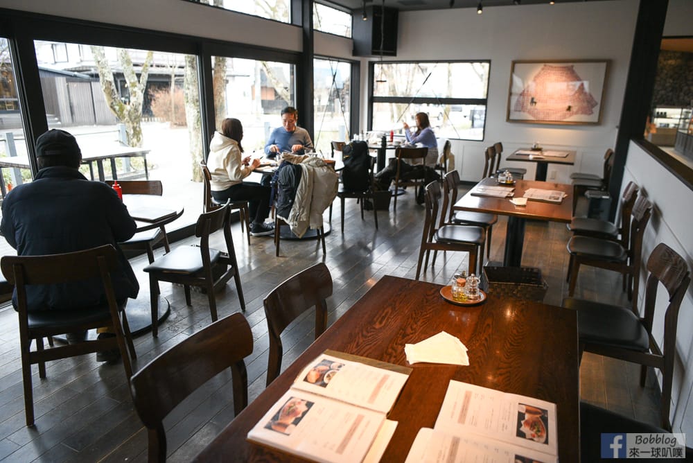 Bakery-and-Restaurant-Sawamura-Kyukaruizawa-41