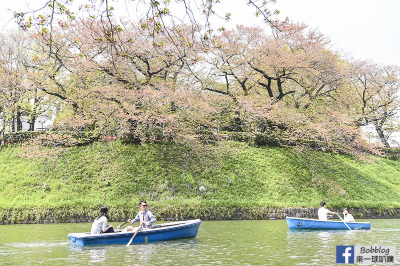 Chidorigafuchi Park boat 17