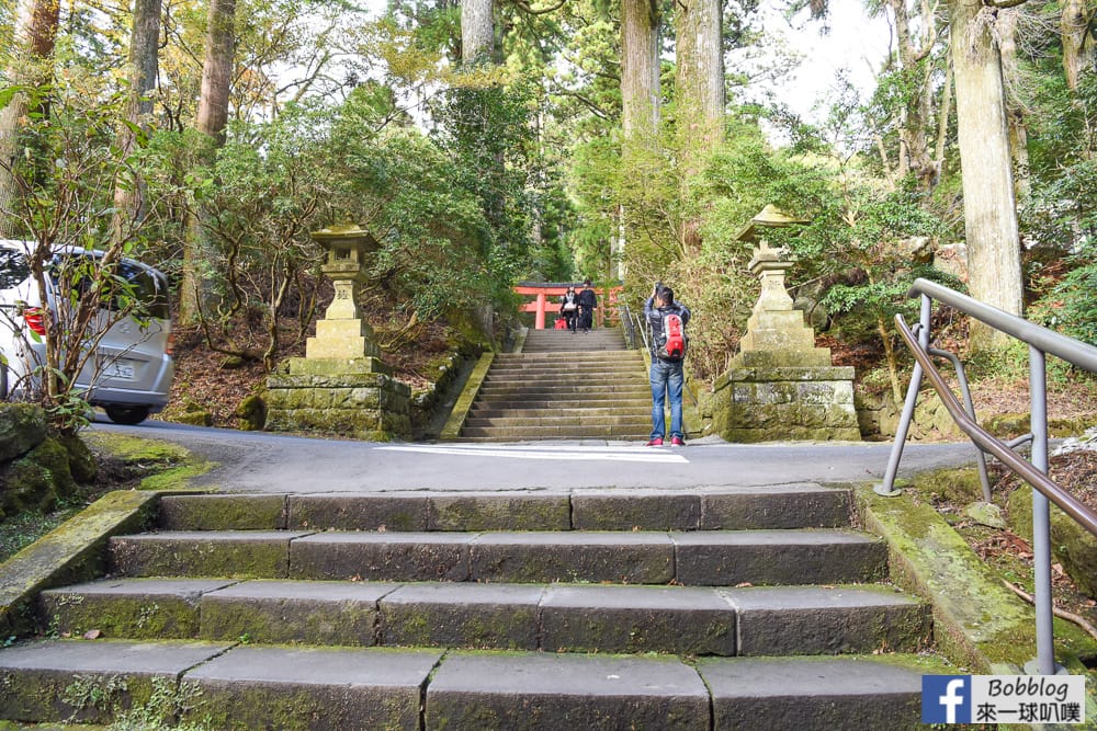 Hakone-heiwa-no-tori-12