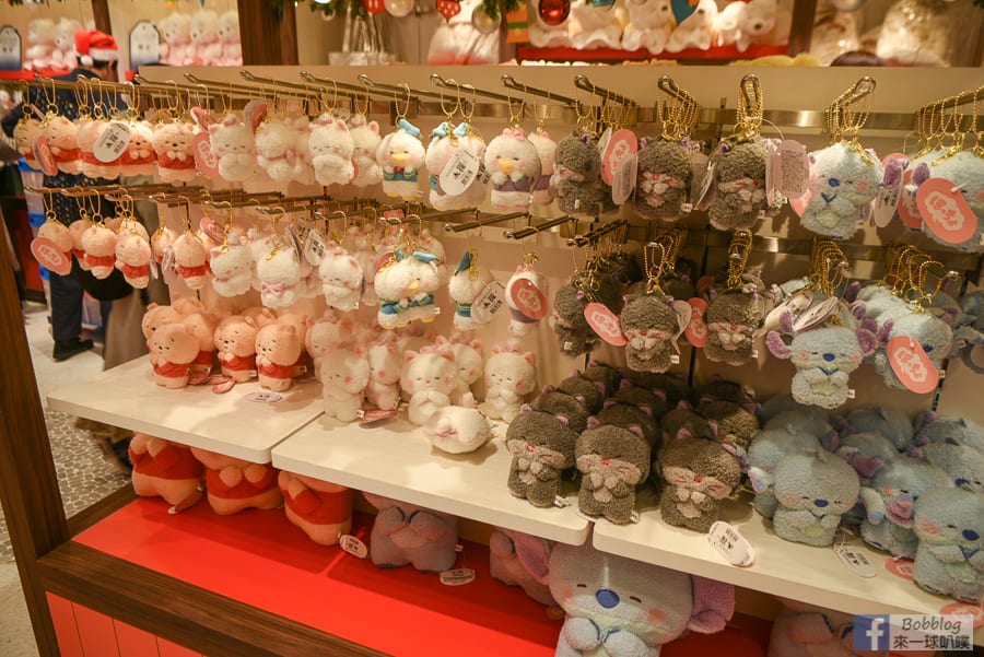 disney-store-4